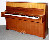 Klavier-Yamaha-110-Nussbaum-1103848-1-c
